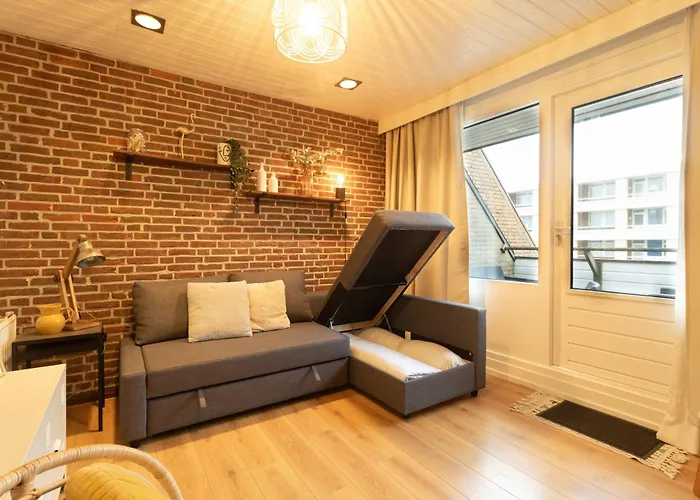 Knus Met Parkeerplek En Zeezicht! *