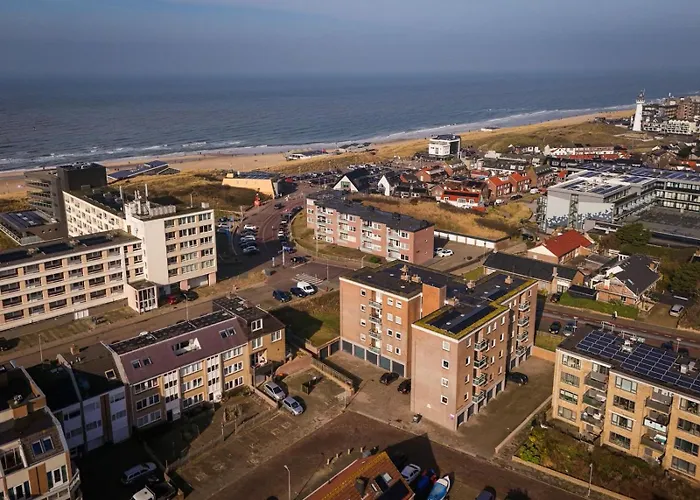 Knus Met Parkeerplek En Zeezicht!