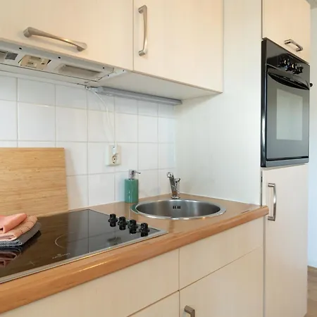 Knus Met Parkeerplek En Zeezicht! Apartmán *