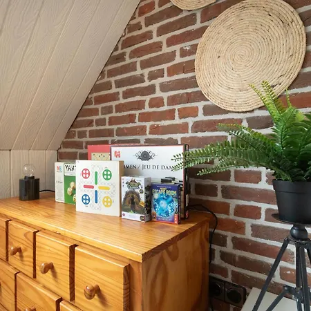 Knus Met Parkeerplek En Zeezicht! Apartmán